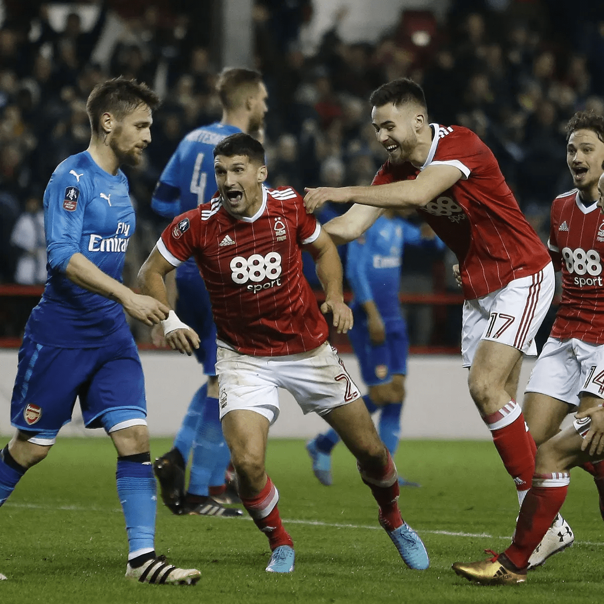 泵车活塞MDI浇注